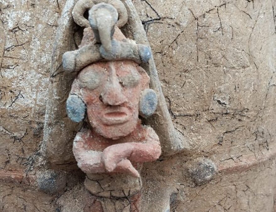 El INAH halla urna funeraria con la imagen del dios del maíz, en el Tramo 7 del Tren Maya