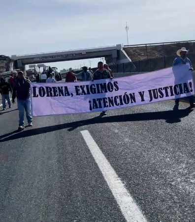 Protestan campesinos y ganaderos de la zona oriente, cierran carretera federal de Cuapiaxtla a Huamantla