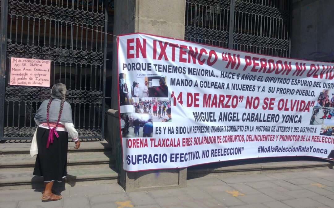 Protestan habitantes de Ixtenco contra Miguel Ángel Caballero y le exigen no buscar la reelección “porque ha hecho un pésimo trabajo”